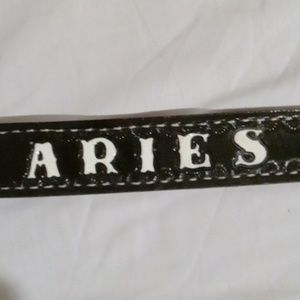 Great for Father's day!"Genuine leather "aries" zodiac sign belt.